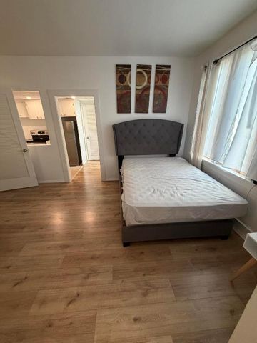 105 NE 16th Terrace, Fort Lauderdale, FL 33301