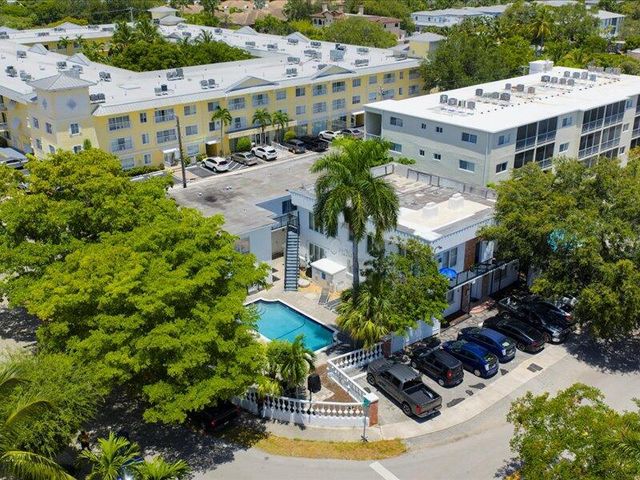 105 NE 16th Terrace, Fort Lauderdale, FL 33301