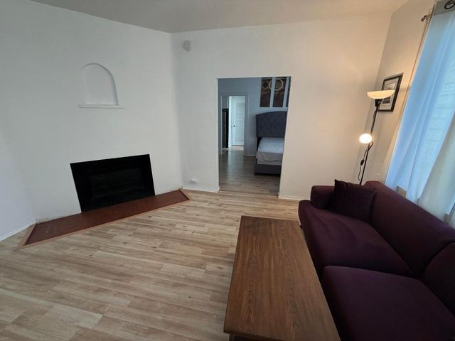 105 NE 16th Terrace, Fort Lauderdale, FL 33301