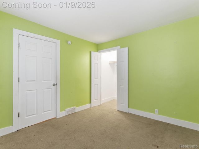 4350 Lotus Drive, Waterford Charter Township, MI 48329