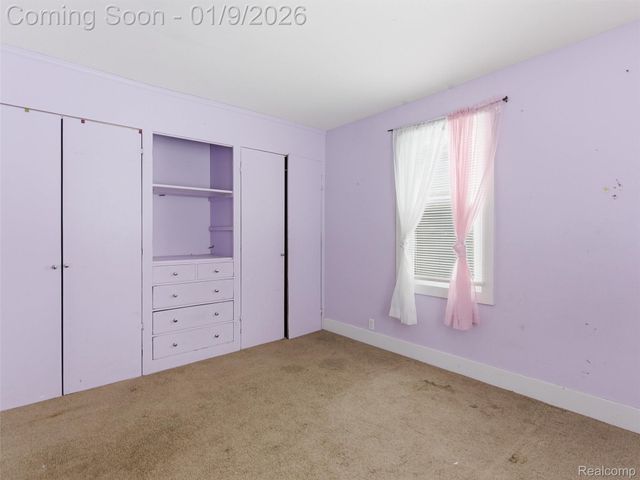 4350 Lotus Drive, Waterford Charter Township, MI 48329