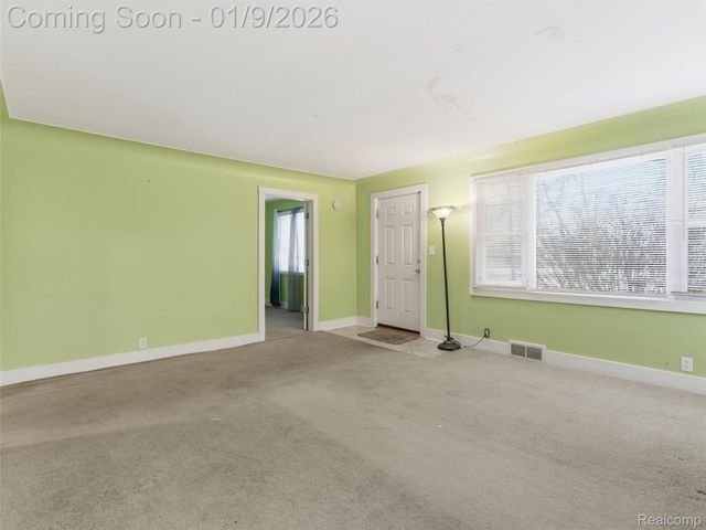 4350 Lotus Drive, Waterford Charter Township, MI 48329