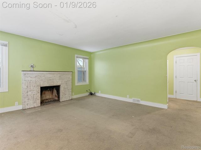 4350 Lotus Drive, Waterford Charter Township, MI 48329