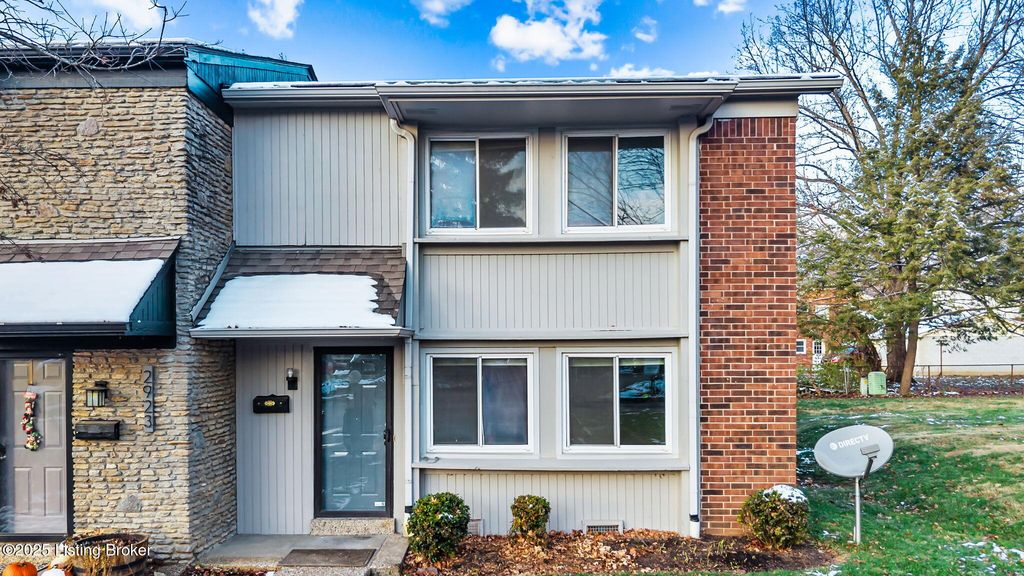 2925 Six Mile Ln, Louisville, KY 40220