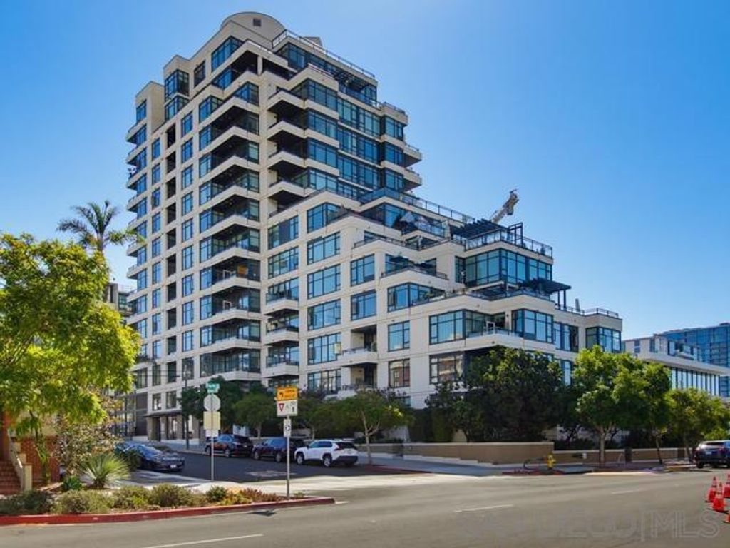 475 Redwood St 403, San Diego, CA 92103 — photo 2