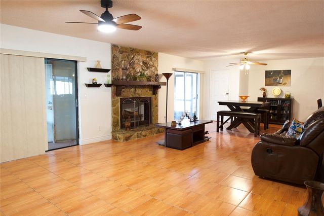 522 WYNNWOOD DRIVE, Brandon, FL 33511