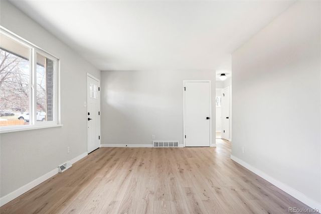 13637 E Nevada Avenue, Aurora, CO 80012