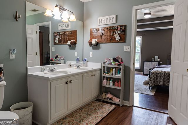 120 River Park Circle, Mcdonough, GA 30252