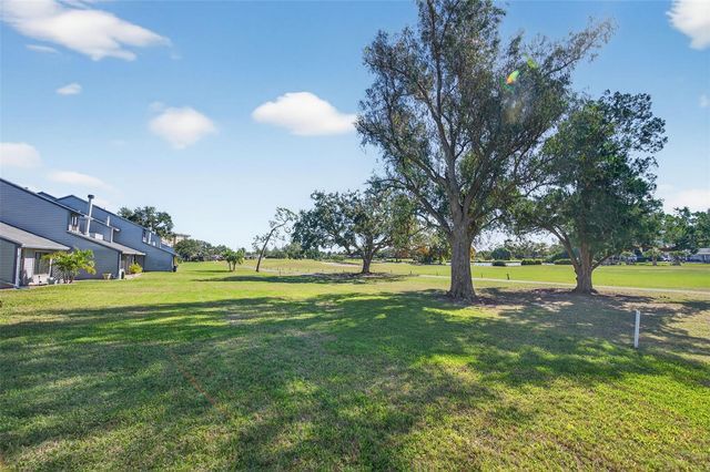 9100 PARK BOULEVARD 8, Seminole, FL 33777