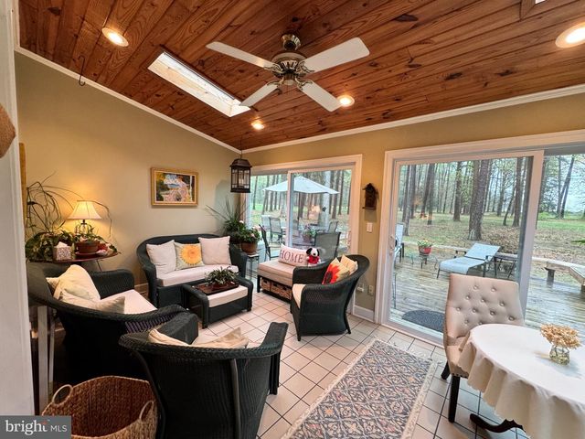 24899 WOODS DR, Denton, MD 21629