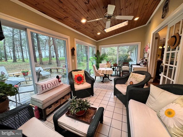 24899 WOODS DR, Denton, MD 21629