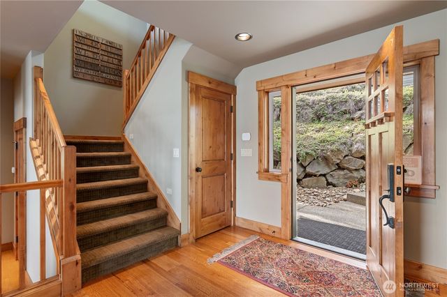 630 E Treasure Island Drive, Allyn, WA 98524