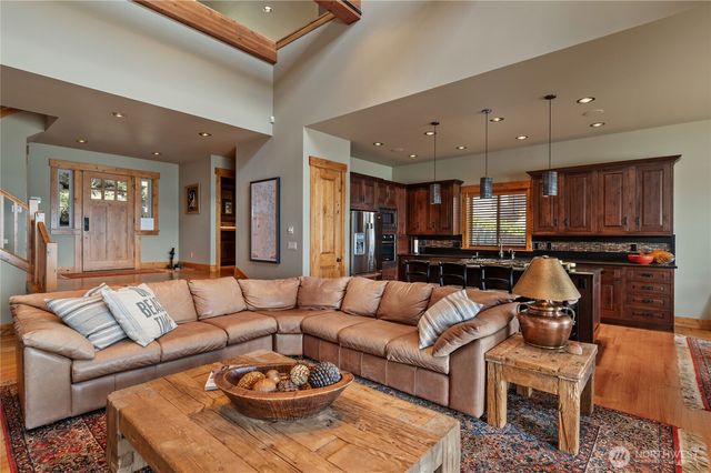 630 E Treasure Island Drive, Allyn, WA 98524