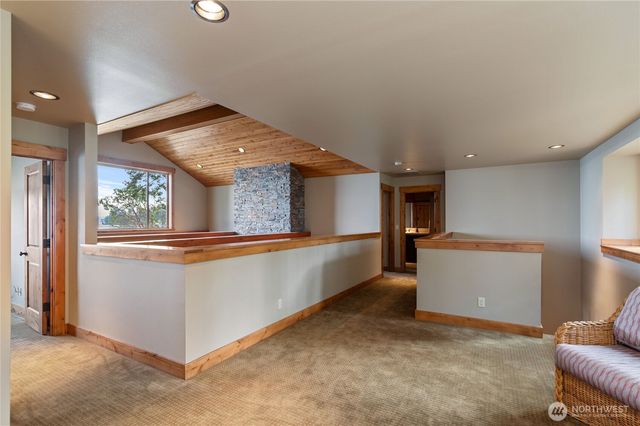 630 E Treasure Island Drive, Allyn, WA 98524
