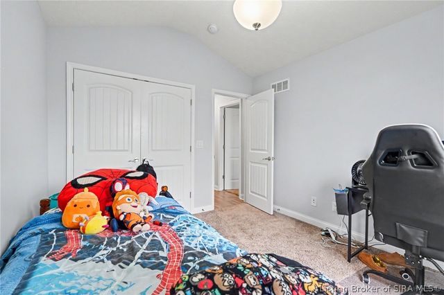 8923 Woodford Drive, Charlestown, IN 47111