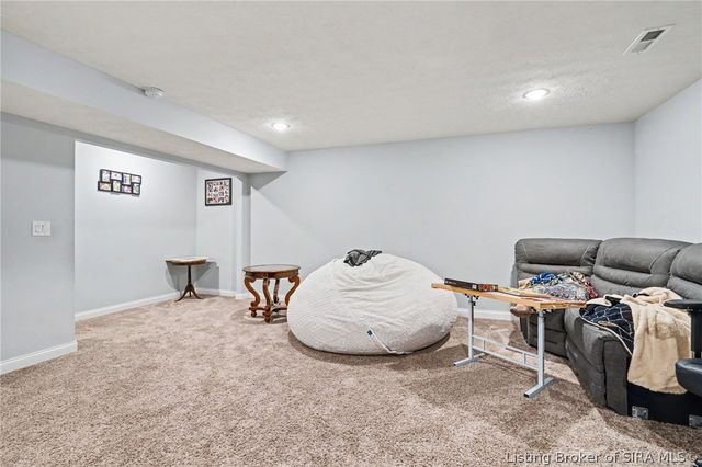 8923 Woodford Drive, Charlestown, IN 47111