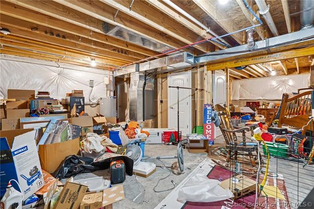 8923 Woodford Drive, Charlestown, IN 47111
