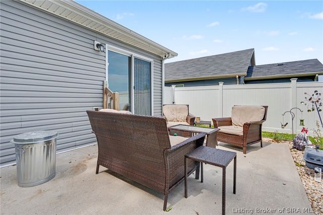8923 Woodford Drive, Charlestown, IN 47111