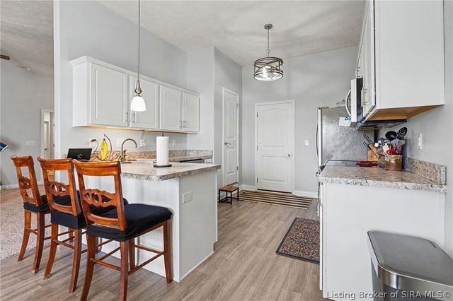 8923 Woodford Drive, Charlestown, IN 47111