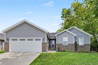 8923 Woodford Drive, Charlestown, IN 47111