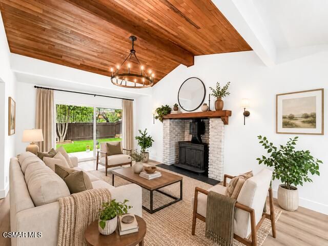 968 Tapies Court, Newbury Park, CA 91320