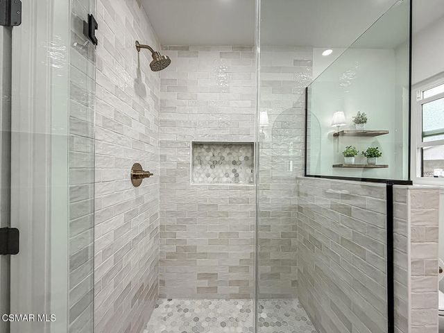 968 Tapies Court, Newbury Park, CA 91320