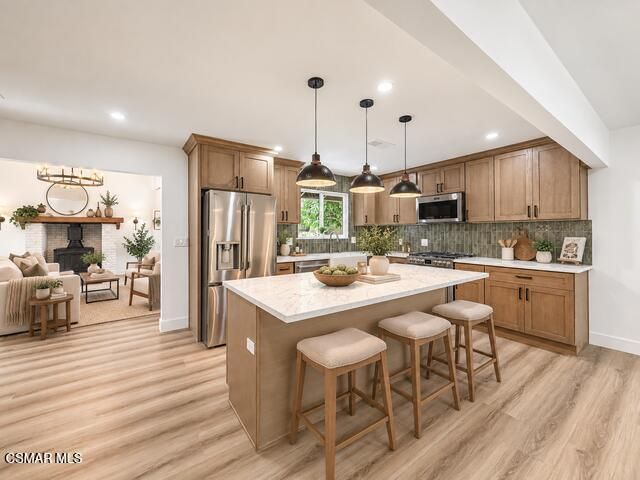 968 Tapies Court, Newbury Park, CA 91320