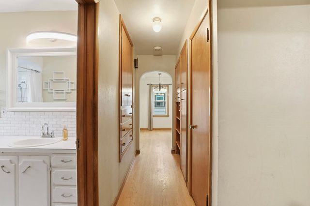 5418 N Monroe St, Spokane, WA 99205