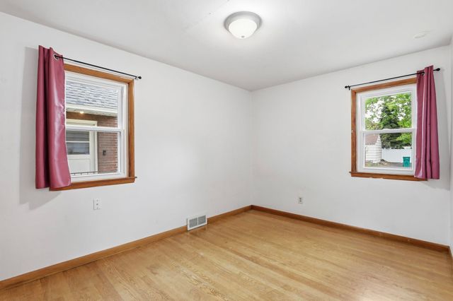 5418 N Monroe St, Spokane, WA 99205