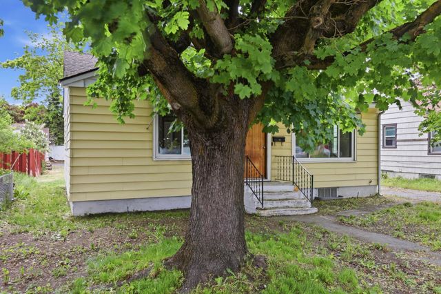 5418 N Monroe St, Spokane, WA 99205