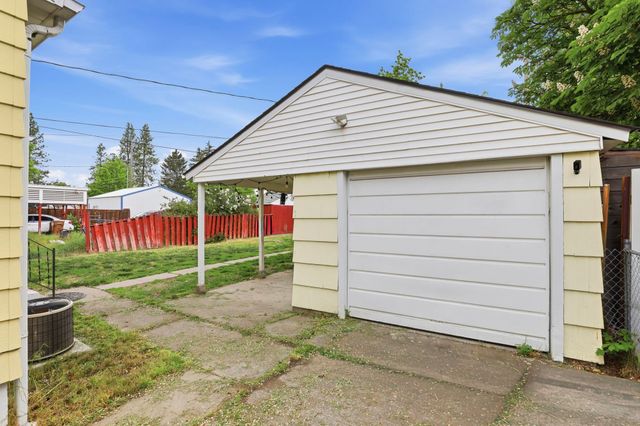 5418 N Monroe St, Spokane, WA 99205