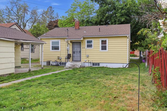 5418 N Monroe St, Spokane, WA 99205