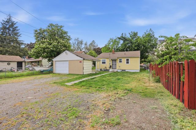 5418 N Monroe St, Spokane, WA 99205