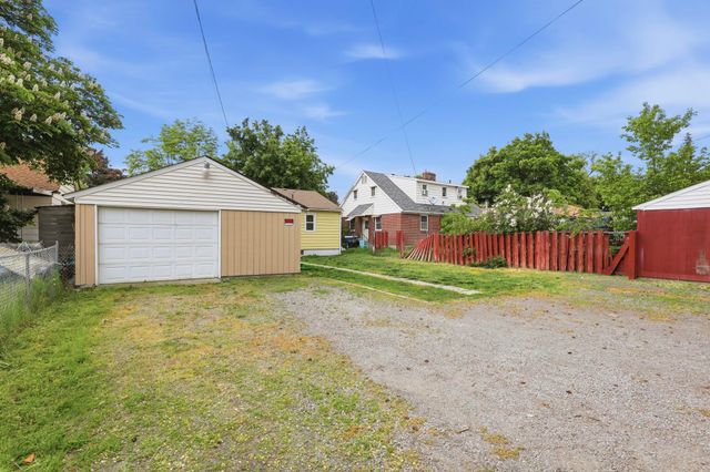 5418 N Monroe St, Spokane, WA 99205