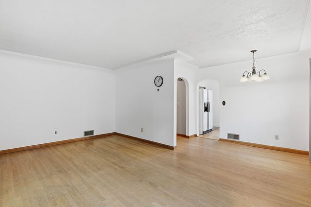 5418 N Monroe St, Spokane, WA 99205