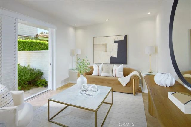 10 Rue Grand Ducal, Newport Beach, CA 92660