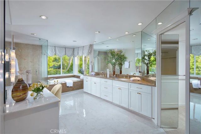 10 Rue Grand Ducal, Newport Beach, CA 92660