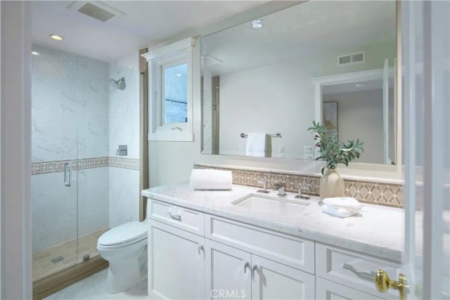 10 Rue Grand Ducal, Newport Beach, CA 92660