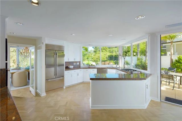 10 Rue Grand Ducal, Newport Beach, CA 92660