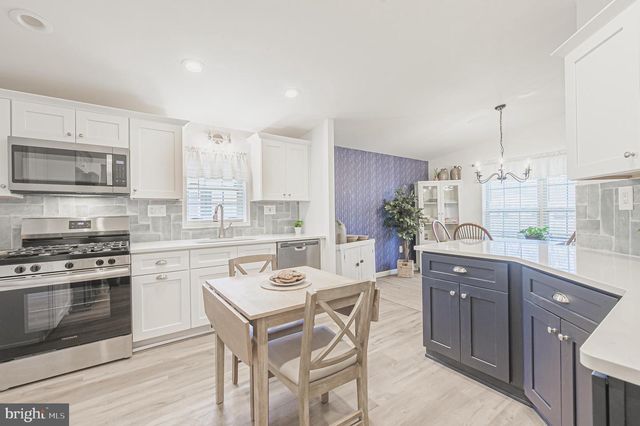 150 TROON, Mays Landing, NJ 08330