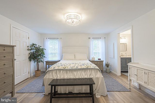 150 TROON, Mays Landing, NJ 08330