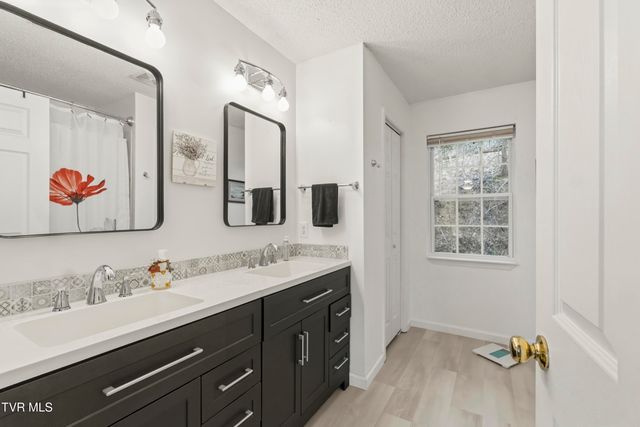 144 Kelsey Peterson Road, Jonesborough, TN 37659