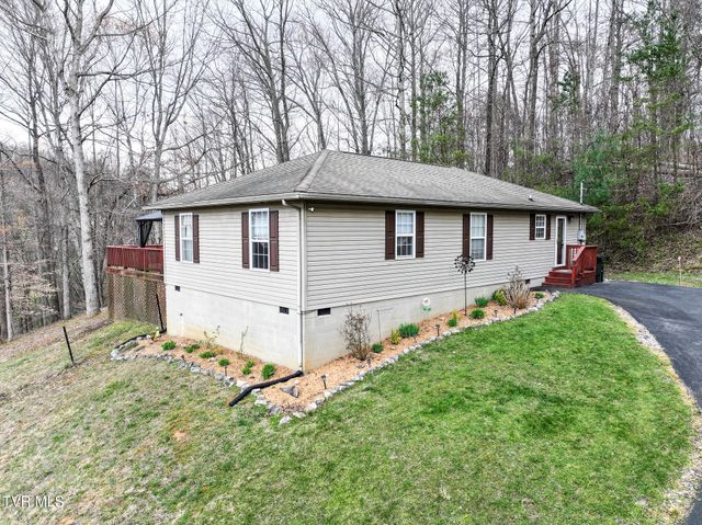 144 Kelsey Peterson Road, Jonesborough, TN 37659