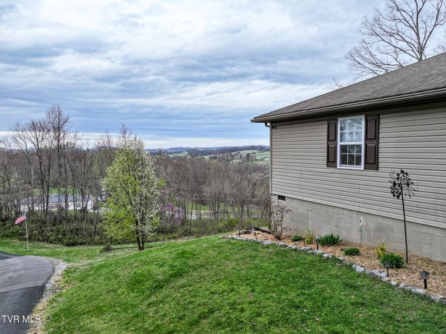 144 Kelsey Peterson Road, Jonesborough, TN 37659