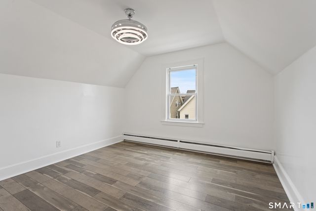 28 Dolsen Place 3, Stamford, CT 06901
