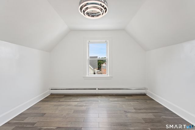 28 Dolsen Place 3, Stamford, CT 06901