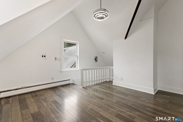 28 Dolsen Place 3, Stamford, CT 06901