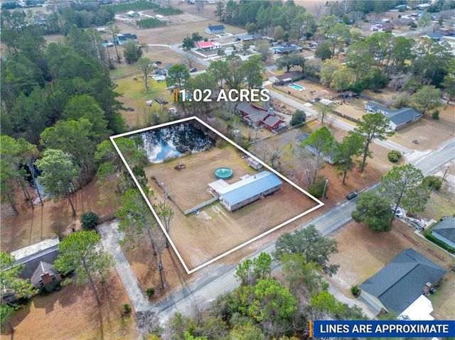 1561 Huckaby Road, Waycross, GA 31501