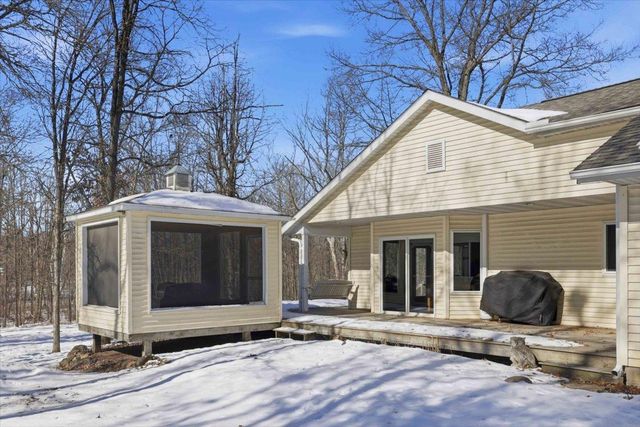 2651 W Wildlife Drive, Brook Park, MN 55007