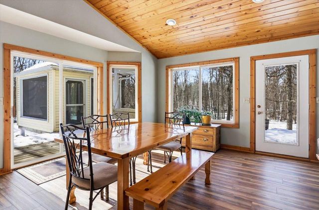 2651 W Wildlife Drive, Brook Park, MN 55007